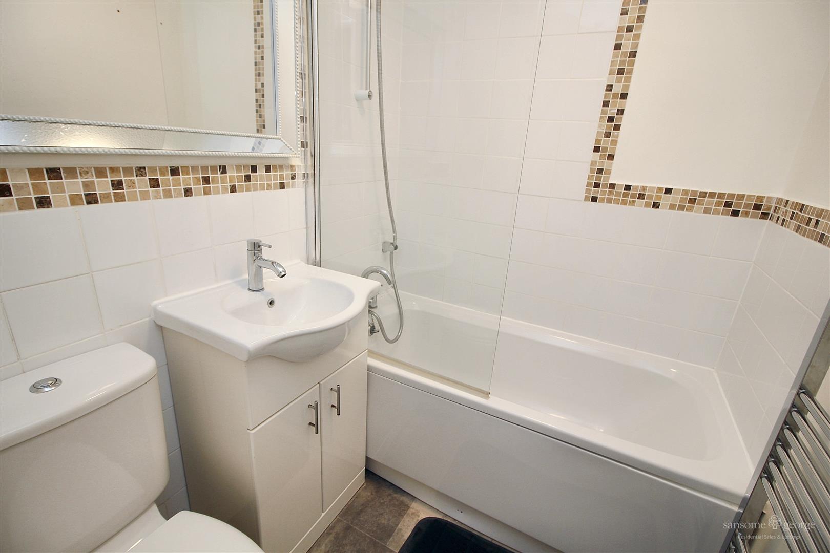Warley Rise, Tilehurst, Reading
